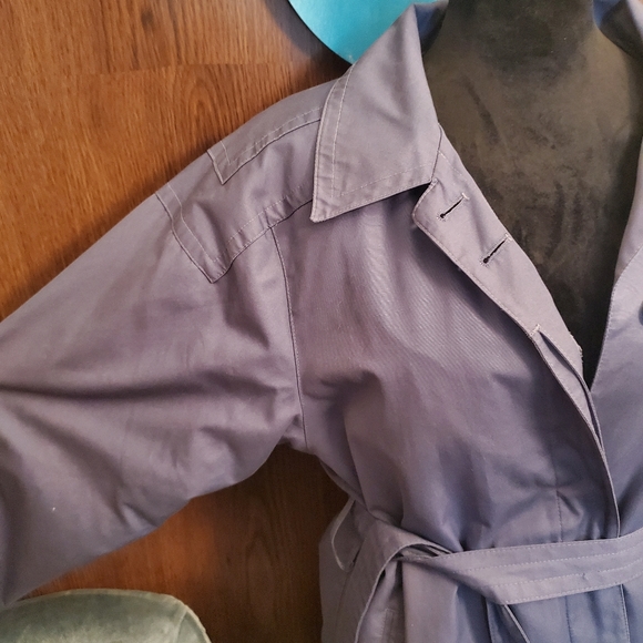 Vintage London Fog Periwinkle "car coat" - Picture 15 of 15